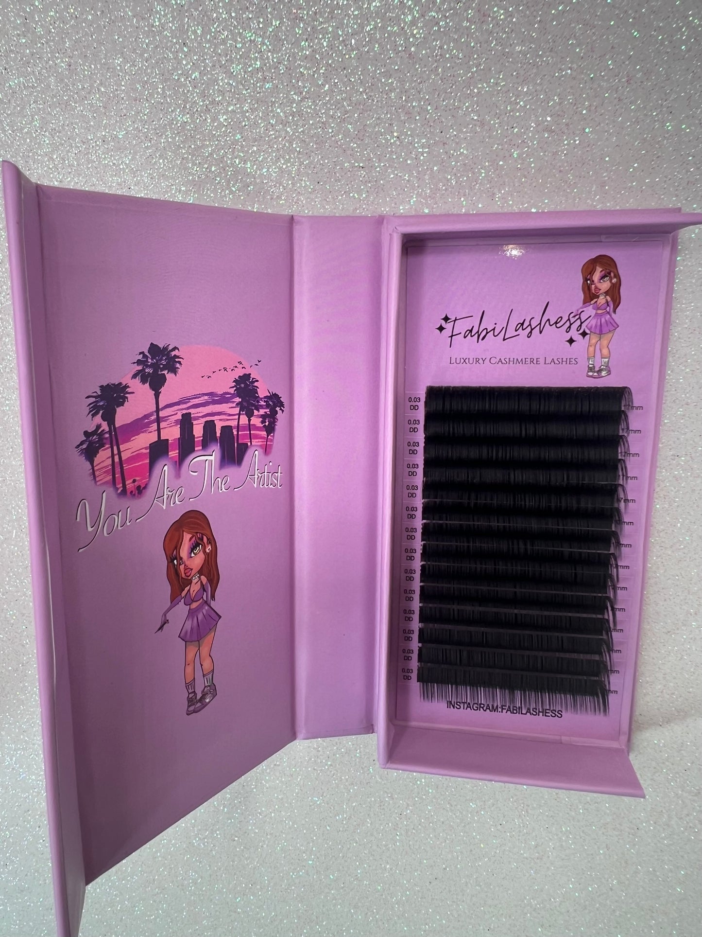 Cashmere Singe Lash Trays